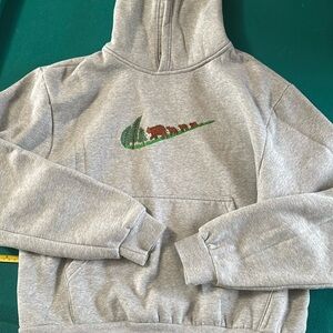Embroidered Bear Hoodie M adult
